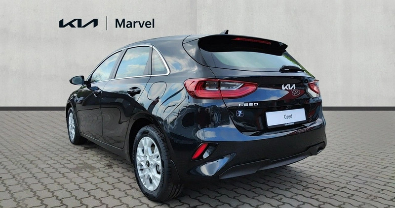 Kia Ceed cena 103500 przebieg: 10, rok produkcji 2024 z Pasym małe 436